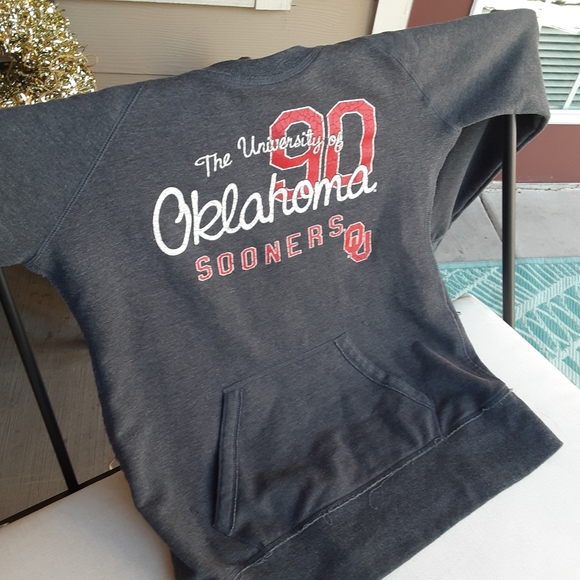 Tops - Retro Oklahoma Sooners 90 Sweatshirt